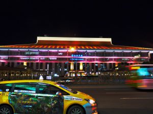 台北駅夜景のHDR編集後の画像